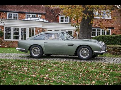 Aston Martin+DB4